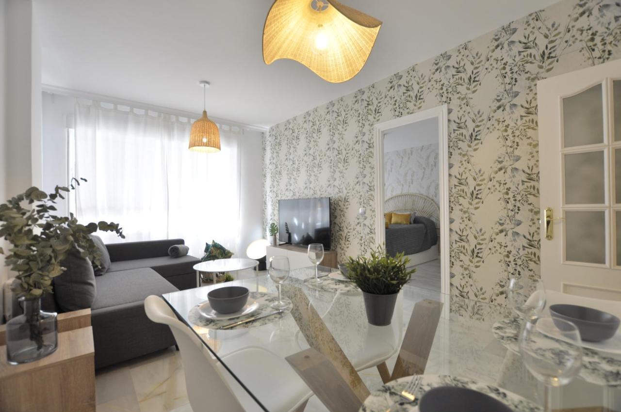 Luminoso Y Coqueto Apartamento Con Jardin Малага Екстериор снимка